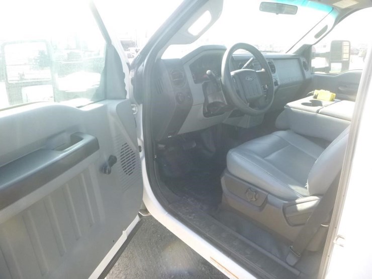 2011-ford-f450-image-11