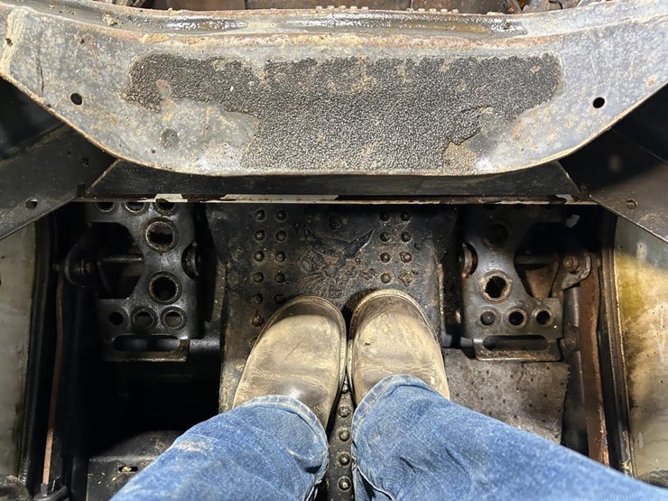 2016-bobcat-t450-image-23