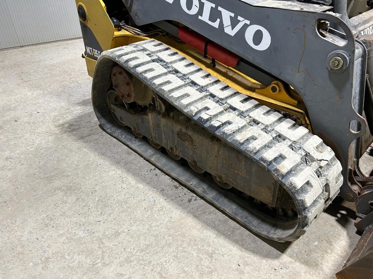 volvo-mct135c-image-12