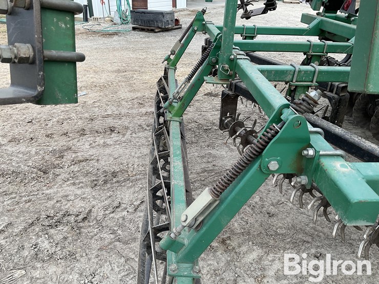 great-plains-2400tt-image-18