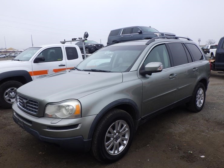 2008-volvo-xc90-image-1