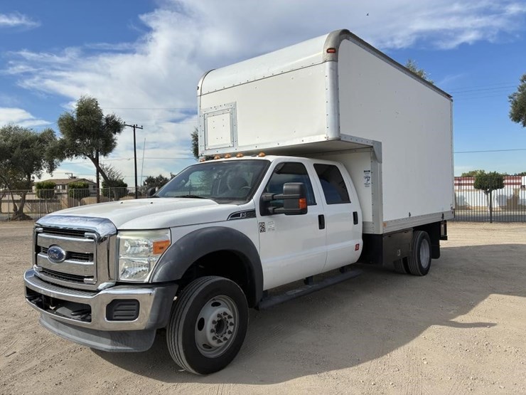 2016-ford-f550-xlt-image-1