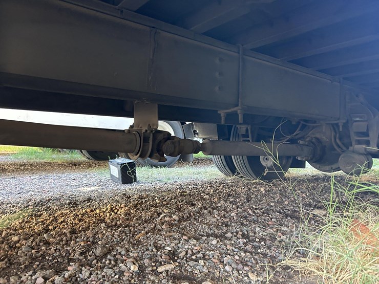 2001-international-4700-image-63