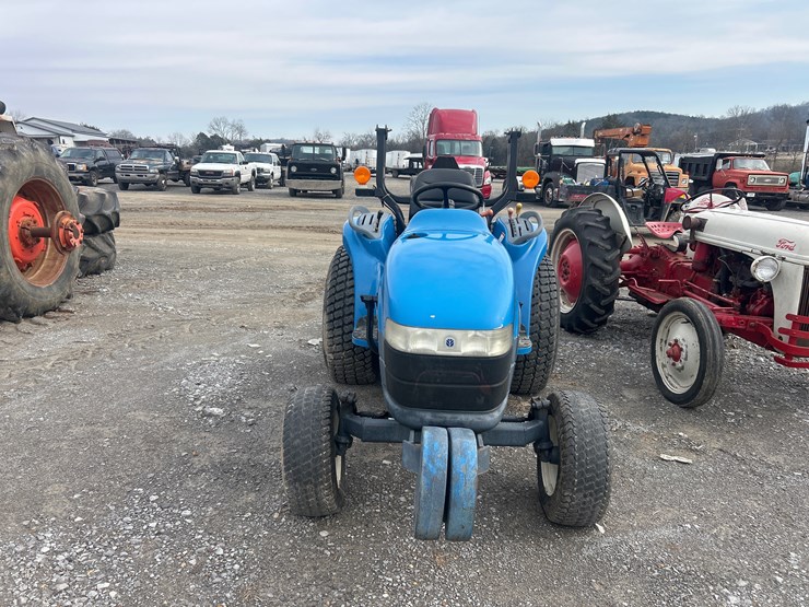 new-holland-1530-image-2