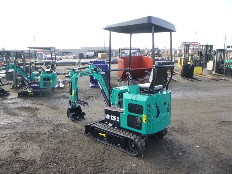 agt-mh12rx-hydraulic-excavator-image-4