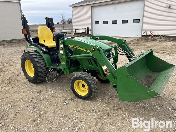 2012-john-deere-2520-image-3