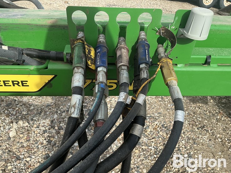 2022-john-deere-1775nt-image-13