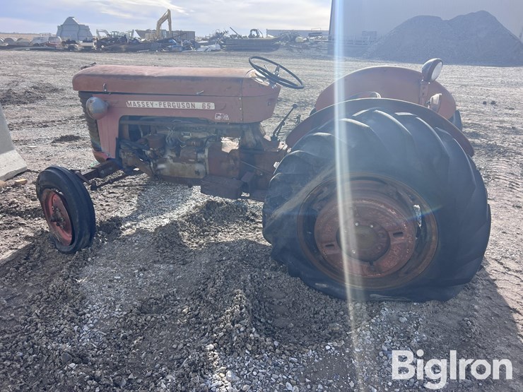 1958-massey-ferguson-65-image-8