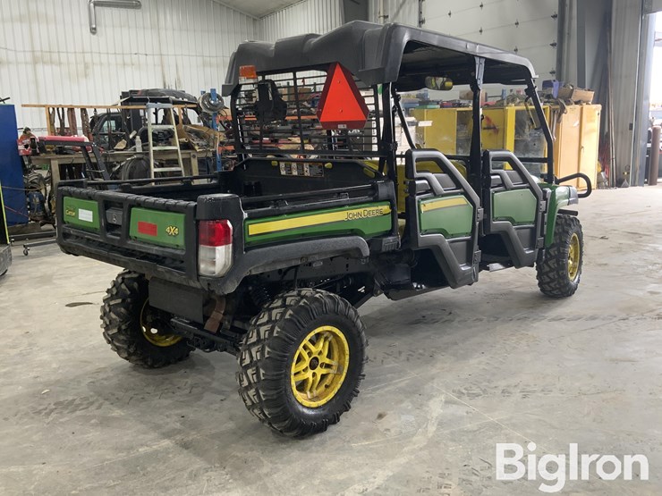 2019-john-deere-gator-image-5