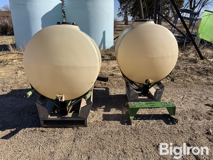 john-deere-220-image-2