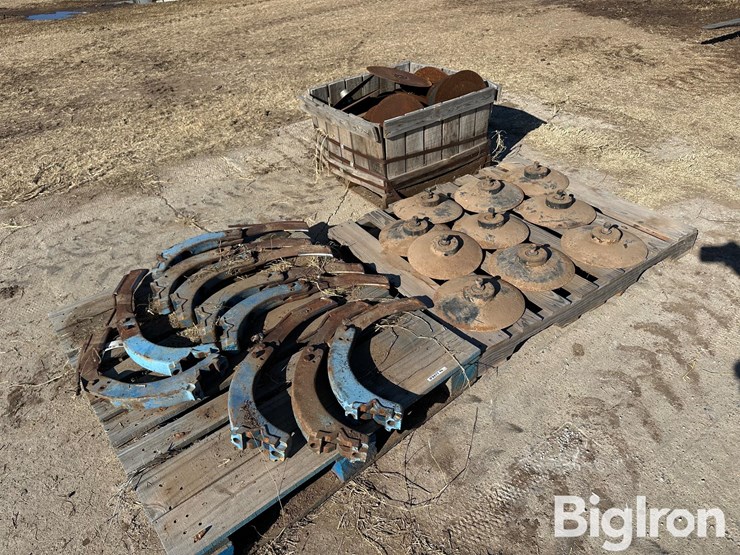 john-deere-24-image-3