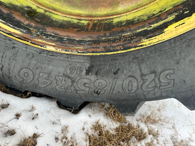 john-deere-8330-image-5