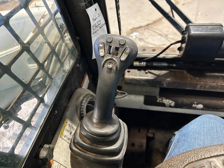 bobcat-t190-image-20