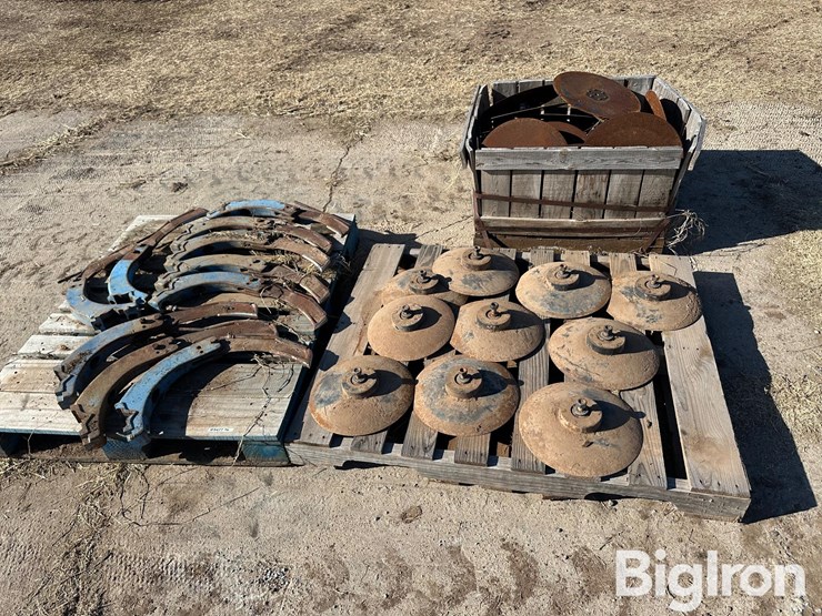 john-deere-24-image-2