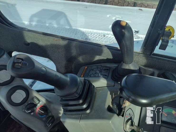 2012-bobcat-e45-image-8