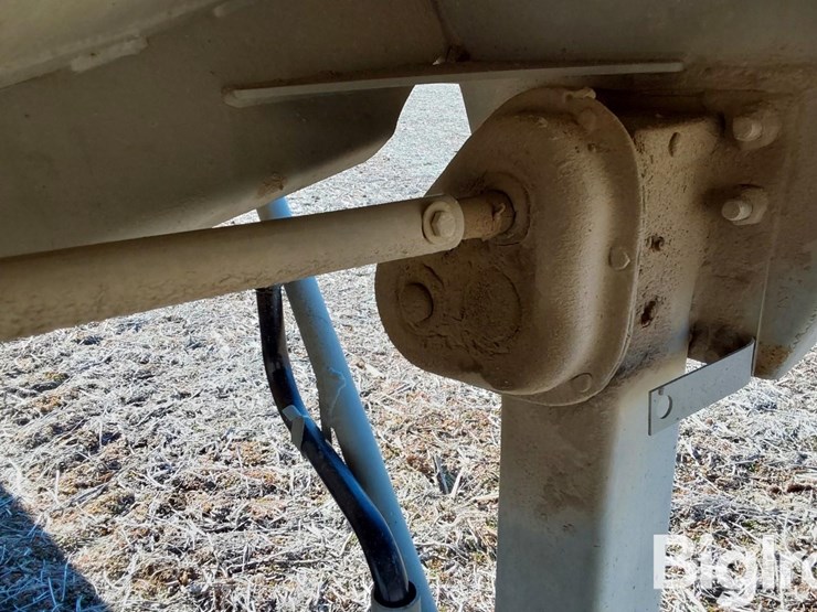 2013-jet-grain-trailer-image-16