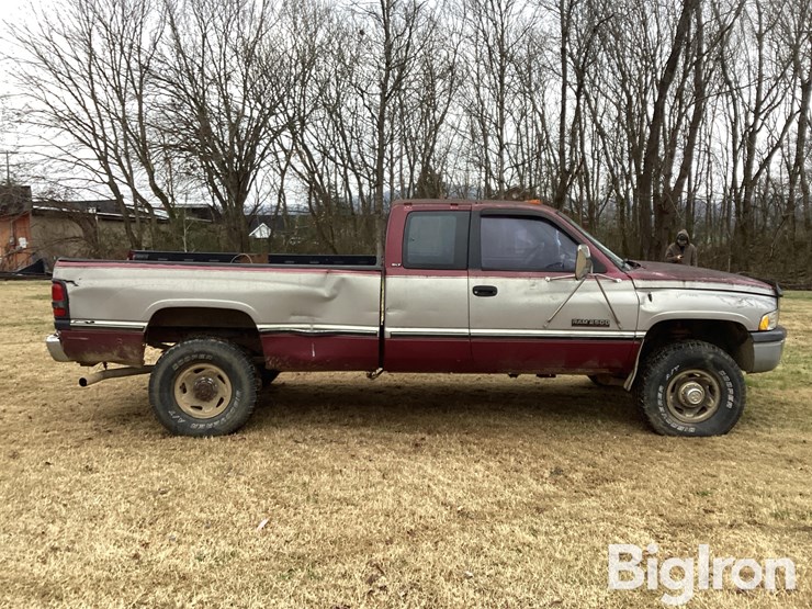 1996-dodge-2500-image-4