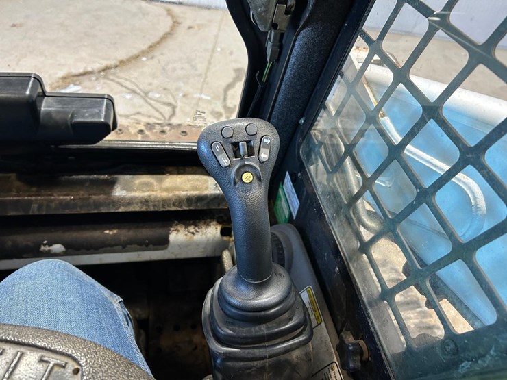 bobcat-t190-image-24