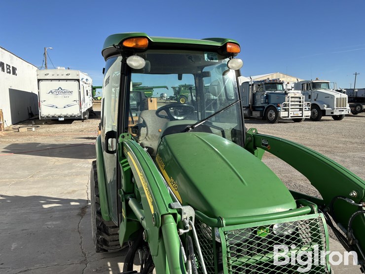 2013-john-deere-3520-image-15