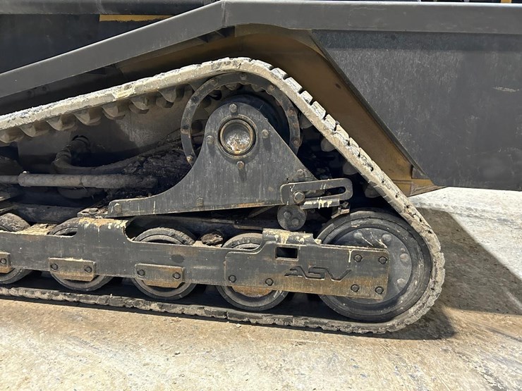 asv-rc-100-skid-steer-loader-image-18