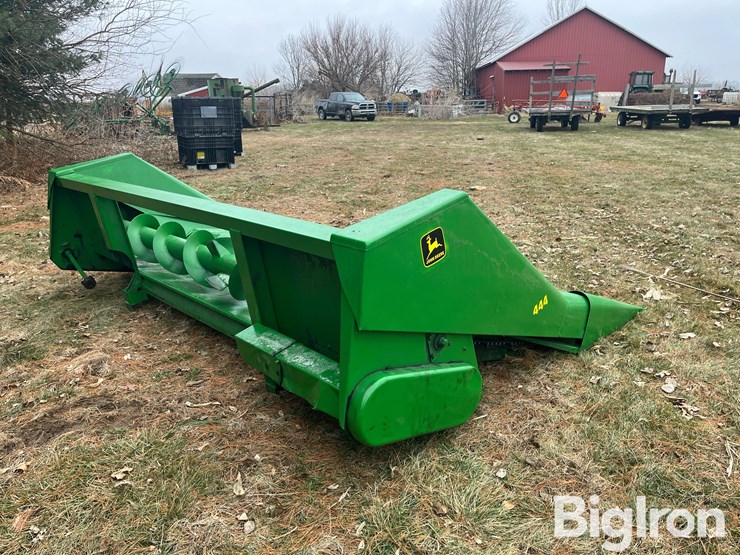 john-deere-444-image-5