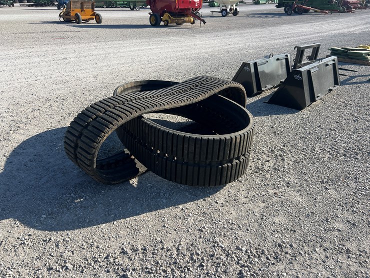 #208996-•-used-skid-steer-tracks-image-2