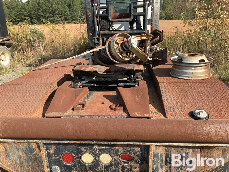 2012-kenworth-t800-image-11