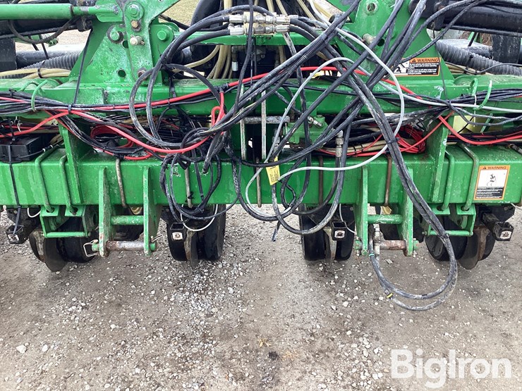 2008-john-deere-1720-image-10