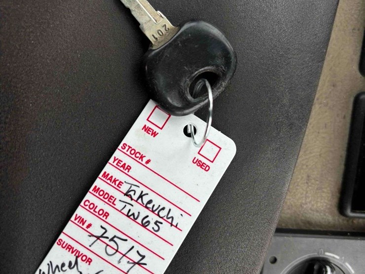 2016-takeuchi-tw65-image-39