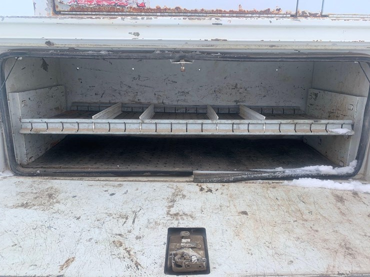 1999-chevrolet-3500-image-24