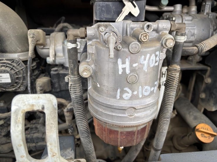 2016-mustang-800z-image-50