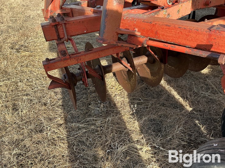 massey-ferguson-18-image-19