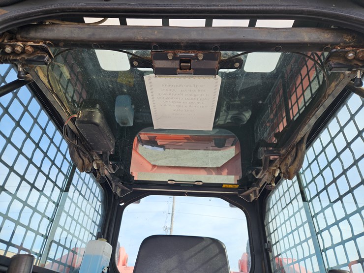 2014-kubota-svl90-2-image-8