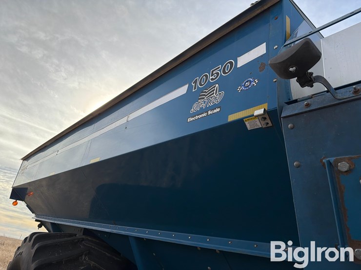 2009-kinze-1050-image-18