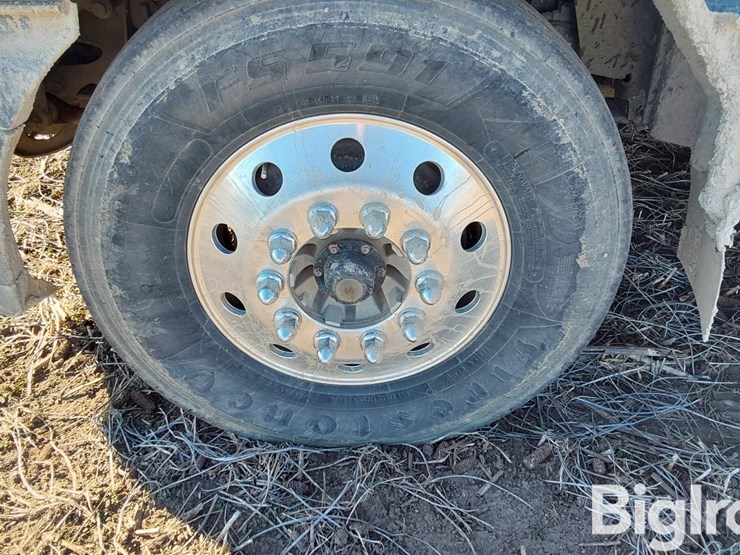 2014-international-prostar-image-16