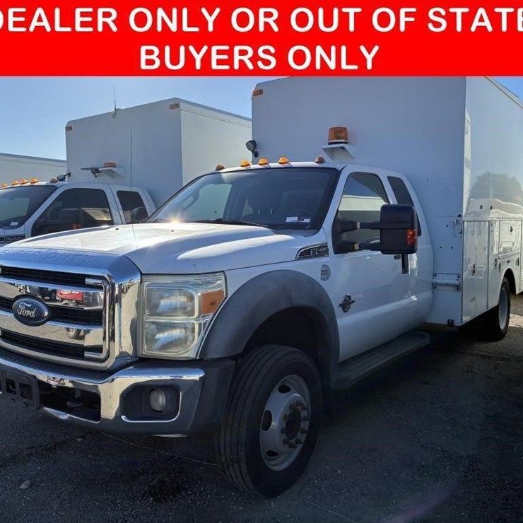 2011 FORD F550