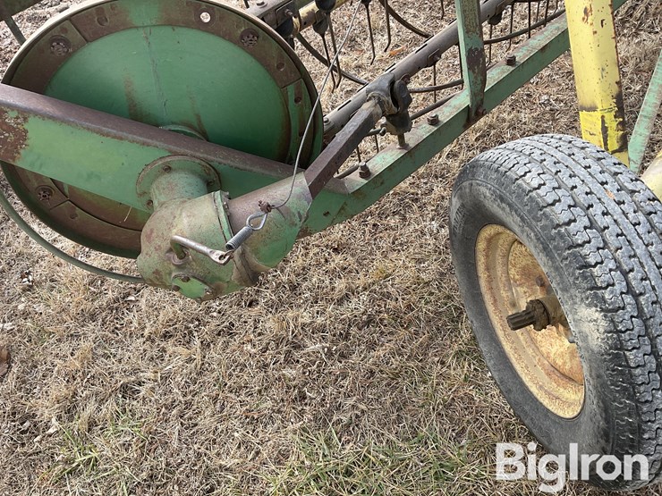 john-deere-640-image-9