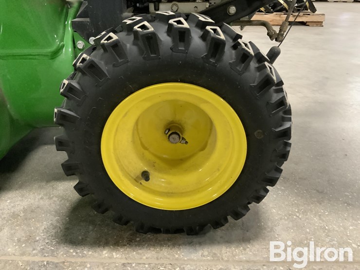 john-deere-16-image-20