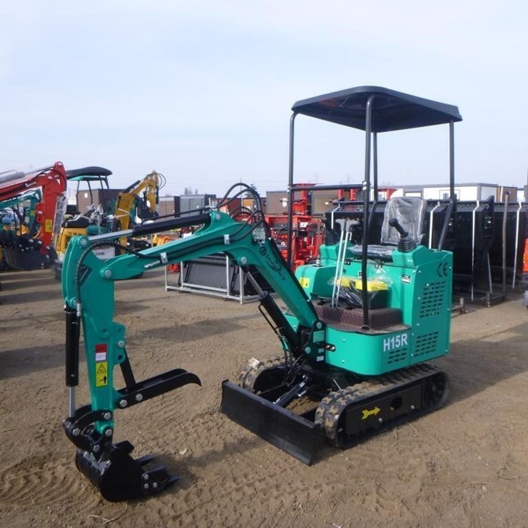 2025 AGT H15R Hydraulic Excavator