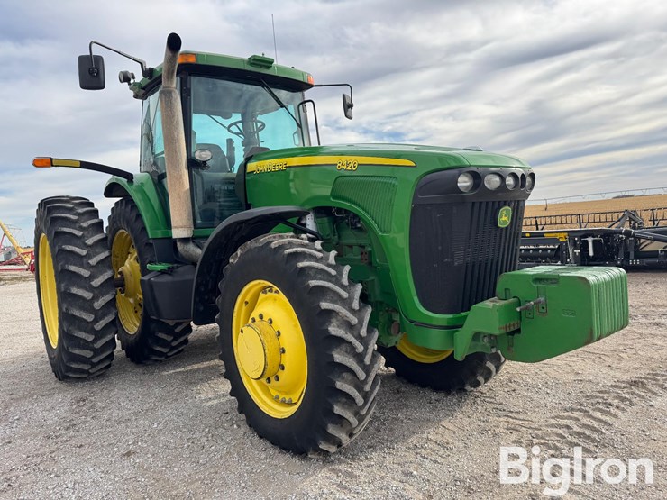 2002-john-deere-8420-image-3