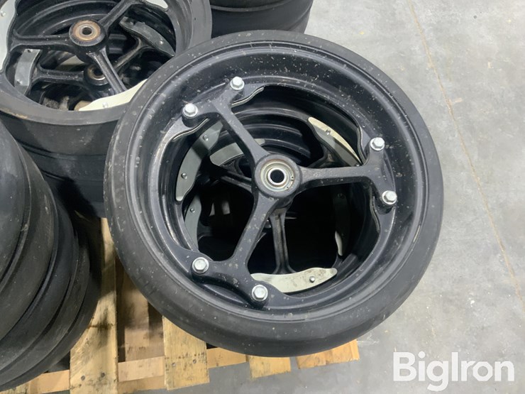 john-deere-1775nt-image-9