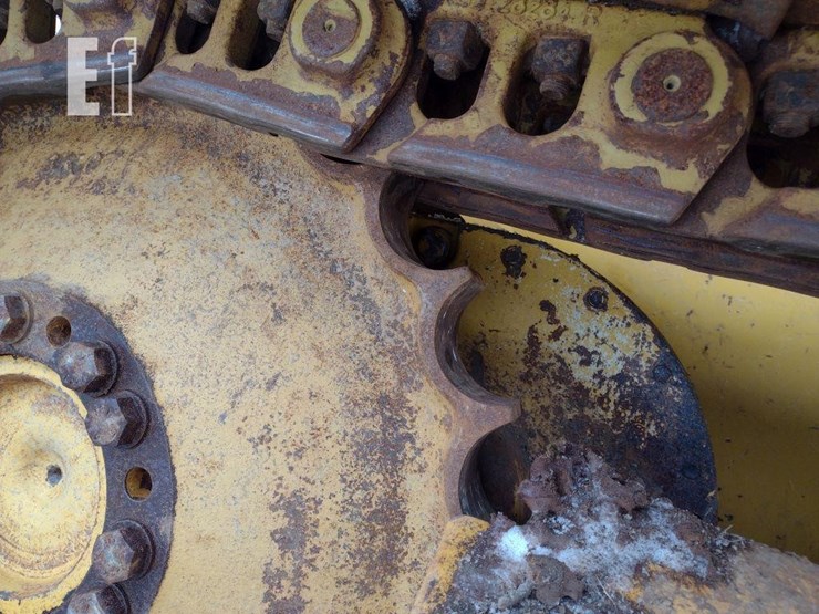 2022-deere-650k-lgp-image-33