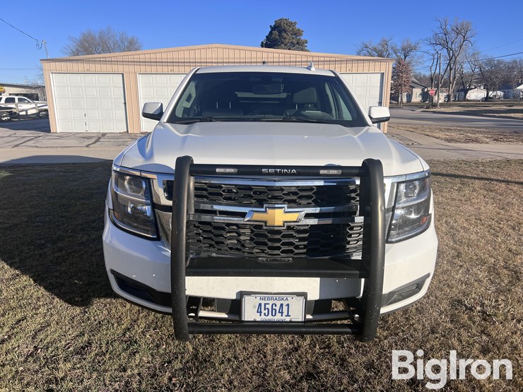 2016-chevrolet-tahoe-image-2