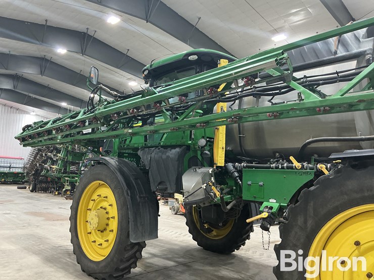 2018-john-deere-r4045-image-12