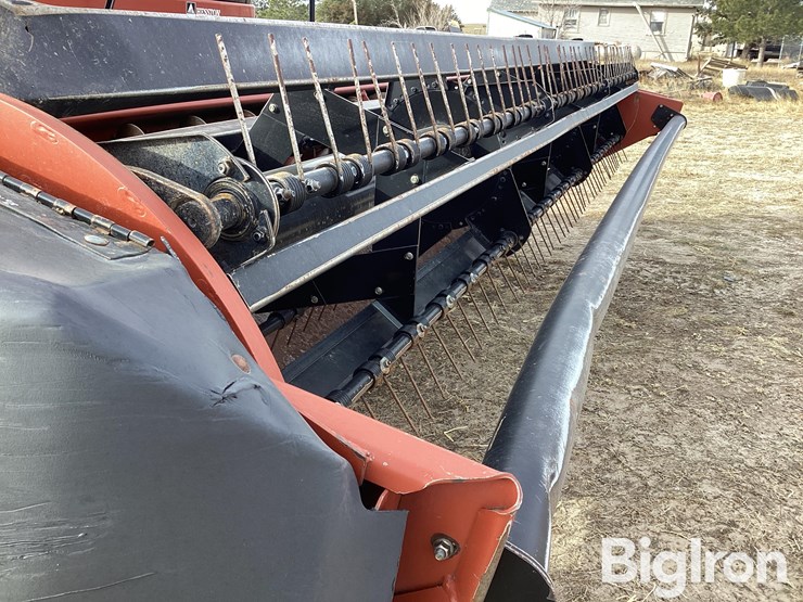 2005-hesston-9240-image-16