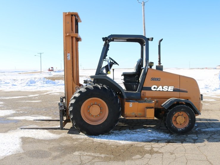 2005-case-588g-image-5