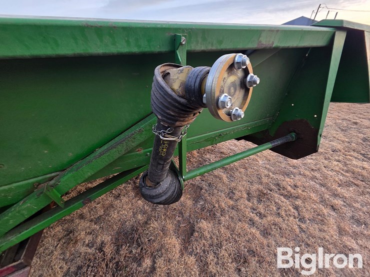 john-deere-843-image-10