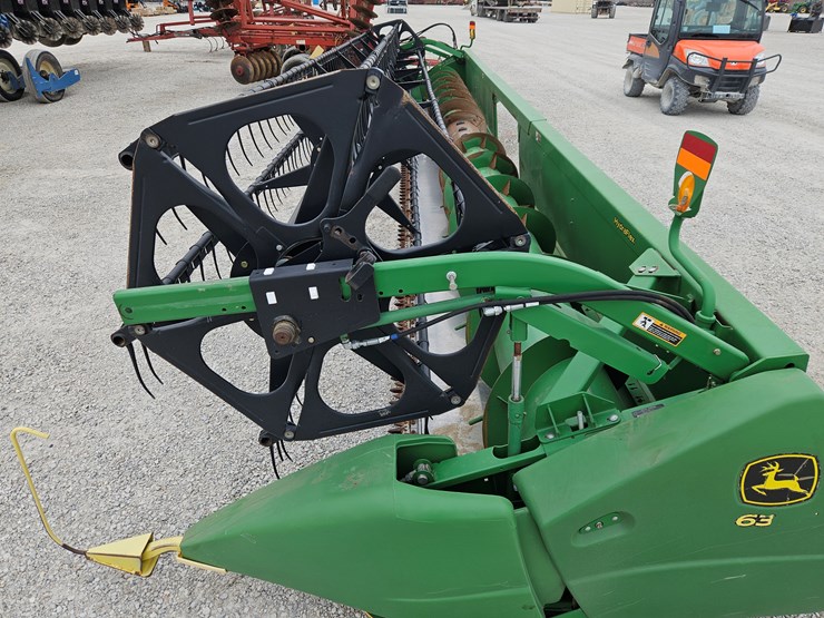 2011-john-deere-630f-image-10