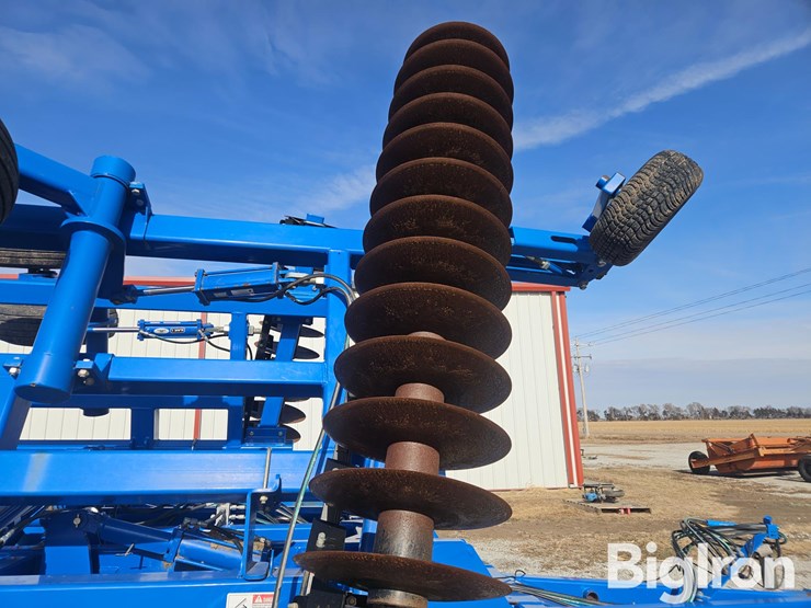 2011-landoll-7431-26-image-15