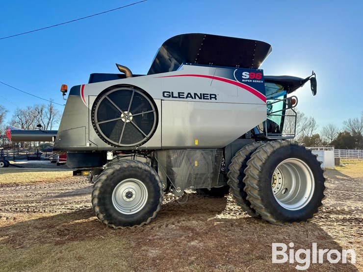 2016-gleaner-s96-image-4